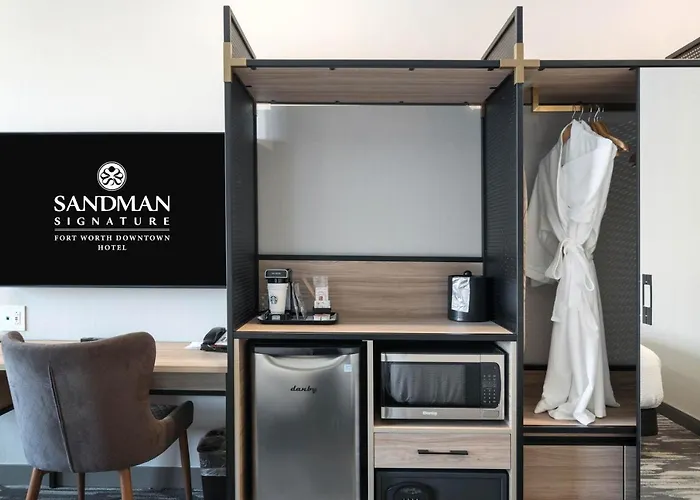 Hotel Sandman Signature Worth Downtown Fort Worth