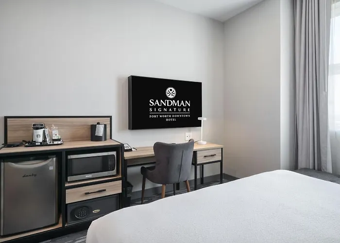 Hotel Sandman Signature Worth Downtown Fort Worth